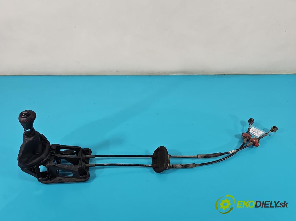 Citroen C2 1.4 8V 73 HP manual 54 kW 1360 cm3 3- Páka: Změny: stupeň,rýchlosť  (Rýchlostná páka (kulisa))