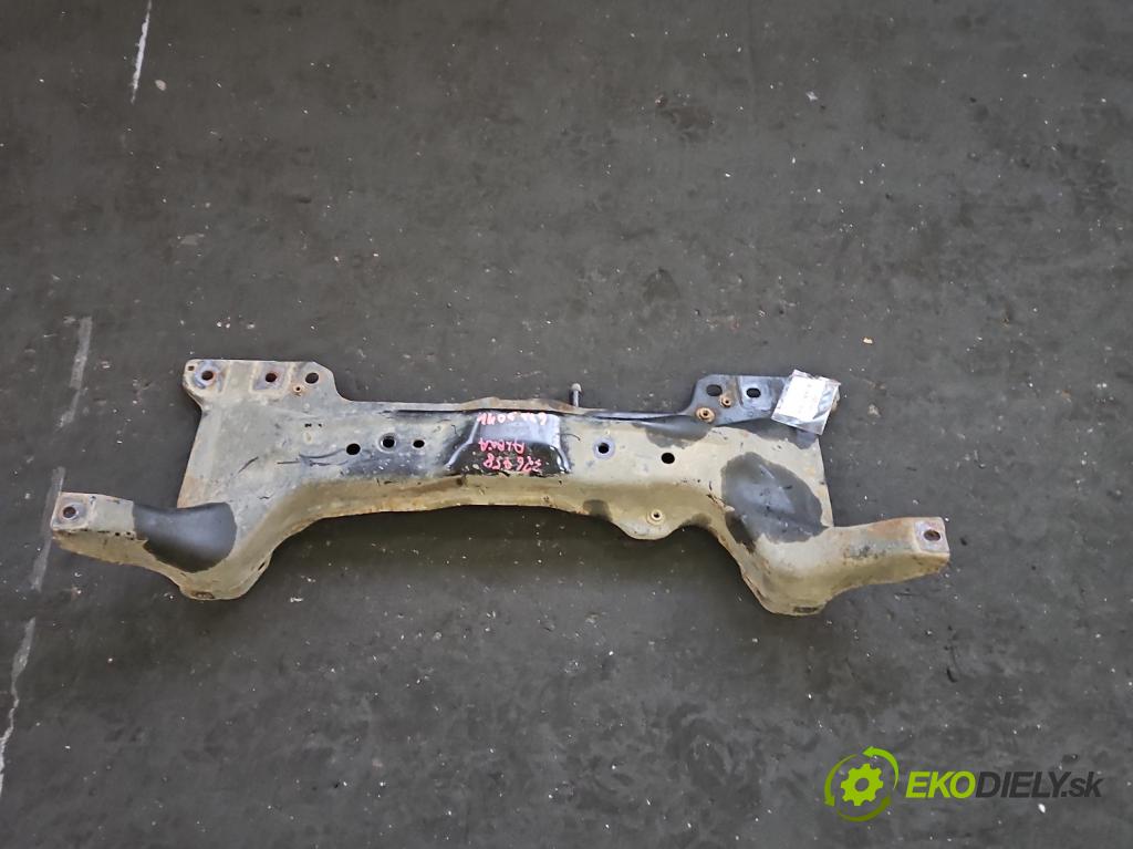 Fiat Albea 1.2 16V 80 HP manual 59 kW 1242 cm3 4- výstuha motora 