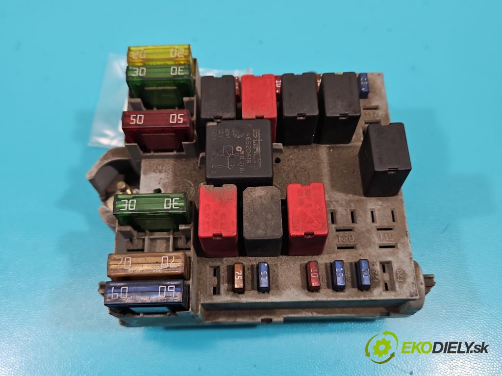 Fiat Stilo 1,8.0 16V (192A4000) 133 hp manual 98 kW 1747 cm3 5- skříňka pojistková 51732865 (Pojistkové skříňky)