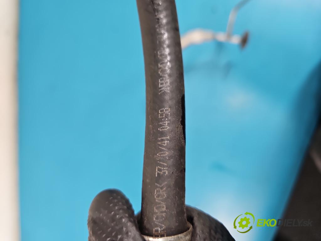 Porsche Cayenne II 2010-2017 4.8 V8 Turbo 500KM automatic 368 kW 4806 cm3 5- rúrka posilovač