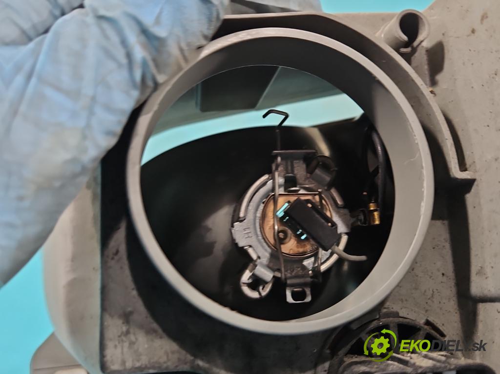 Rover 75 1.8 16V 120 HP manual 88 kW 1796 cm3 4- Reflektor: pravý  (Pravé)