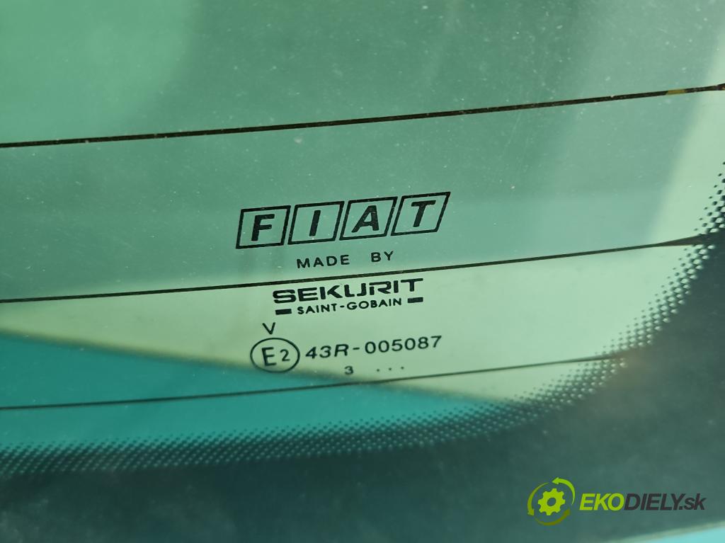 Fiat Stilo 1,8.0 16V (192A4000) 133 hp manual 98 kW 1747 cm3 5- sklo zadní  (Okna zadní)