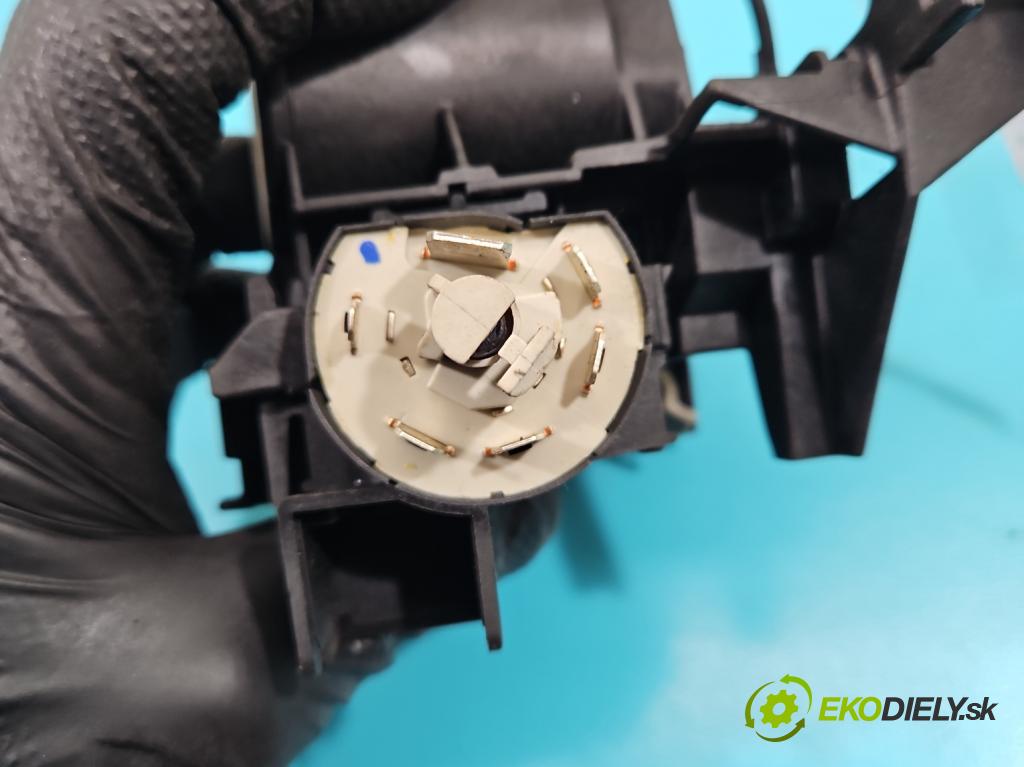 Opel Zafira A 1999-2005 2.0 dti 101 HP manual 74 kW 1994 cm3 5- Spínačka  (Spínacie skrinky a kľúče)