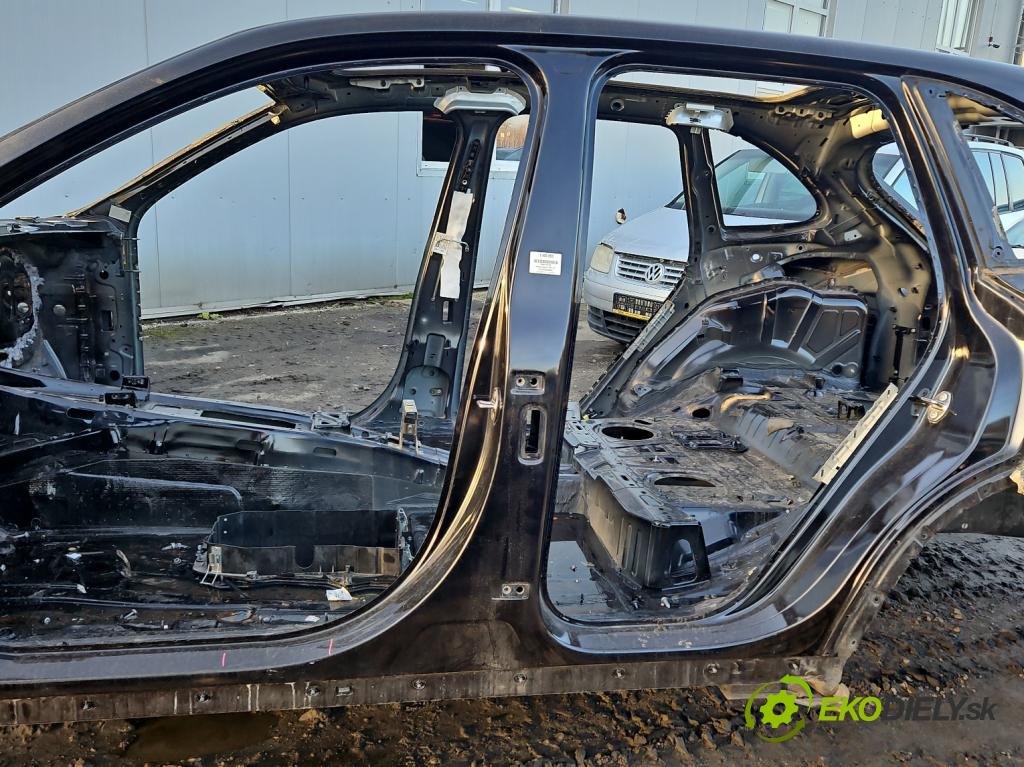 Porsche Cayenne II 2010-2017 4.8 V8 Turbo 500KM automatic 368 kW 4806 cm3 5- práh levý  (Ostatní)