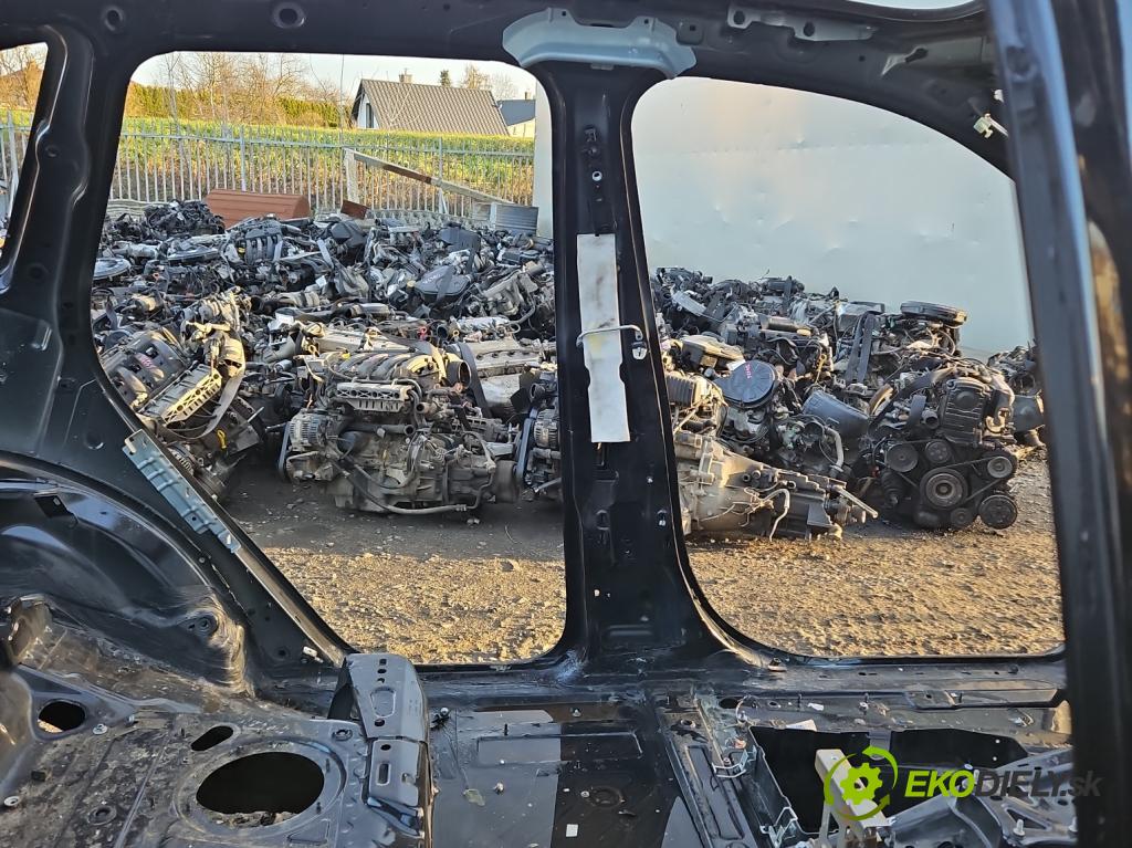 Porsche Cayenne II 2010-2017 4.8 V8 Turbo 500KM automatic 368 kW 4806 cm3 5- práh levý  (Ostatní)