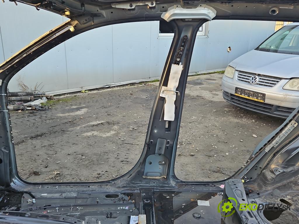 Porsche Cayenne II 2010-2017 4.8 V8 Turbo 500KM automatic 368 kW 4806 cm3 5- práh pravý  (Ostatní)