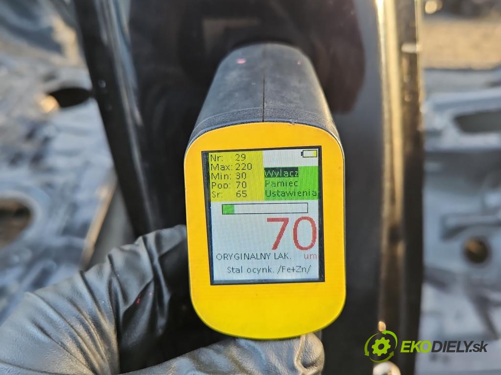 Porsche Cayenne II 2010-2017 4.8 V8 Turbo 500KM automatic 368 kW 4806 cm3 5- práh pravý  (Ostatní)