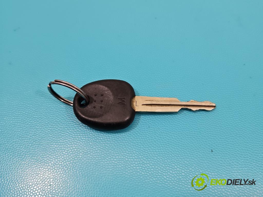 Hyundai Getz 1.1 12V 66KM manual 48,5 kW 1086 cm3 5- Spínačka  (Spínacie skrinky a kľúče)