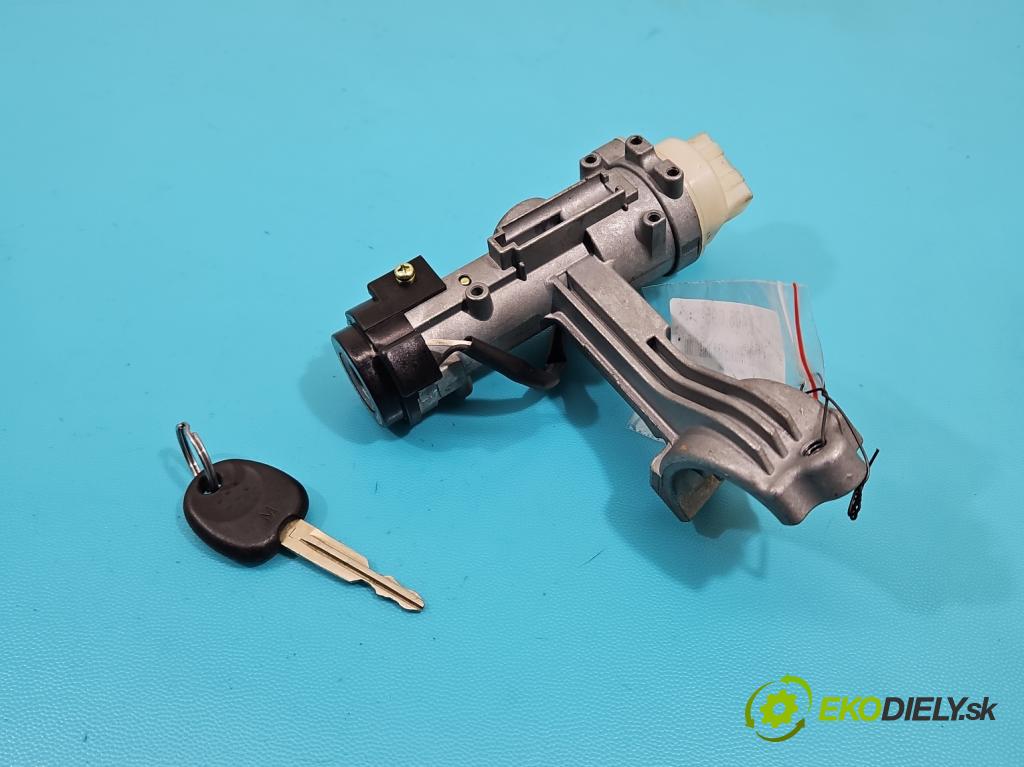 Hyundai Getz 1.1 12V 66KM manual 48,5 kW 1086 cm3 5- Spínačka  (Spínacie skrinky a kľúče)