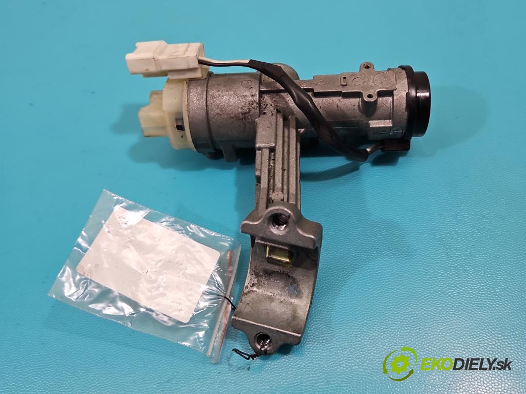 Hyundai Getz 1.1 12V 66KM manual 48,5 kW 1086 cm3 5- Spínačka  (Spínacie skrinky a kľúče)