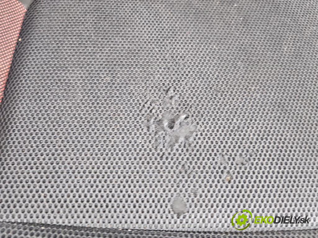 Fiat Bravo II 2007-2014 1.6 jtd 90 HP manual 66 kW 1598 cm3 5- Sedačka ľavý  (Sedačky, sedadlá)