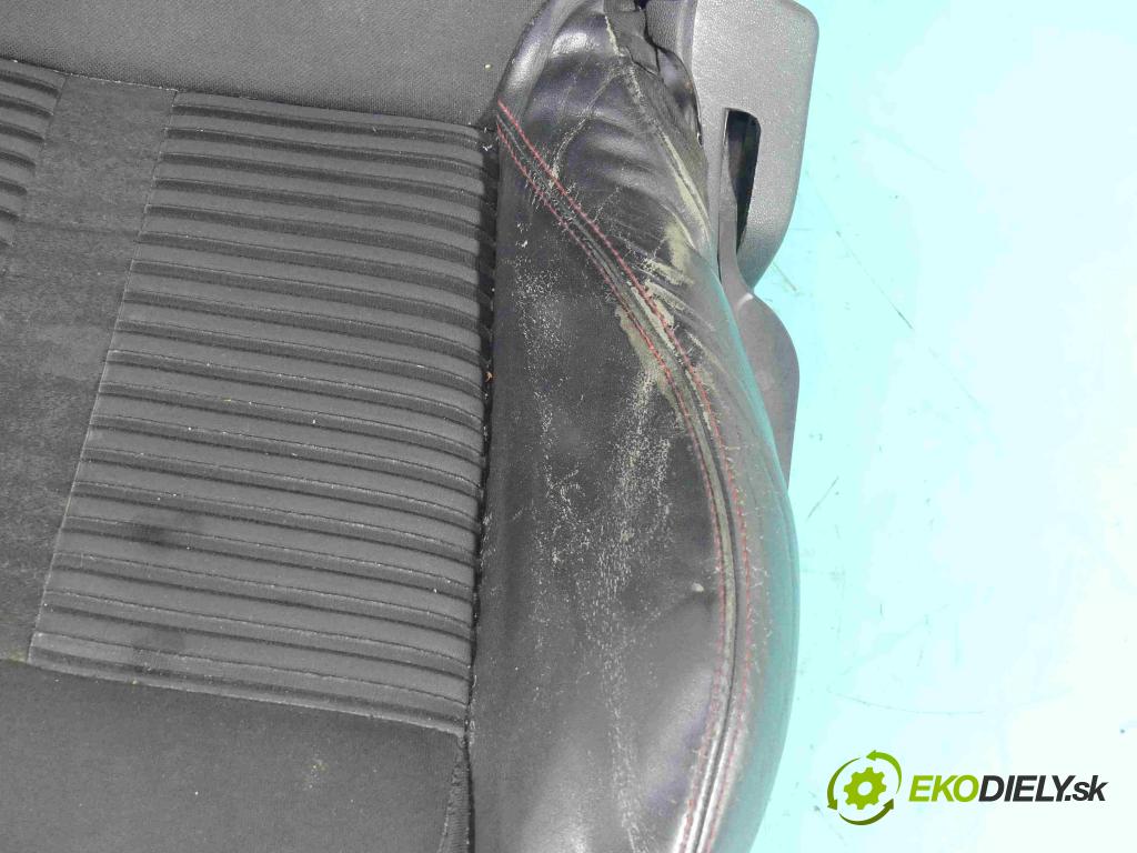 Alfa romeo Giulietta 1.6 jtdm: 105 HP manual 77 kW 1598 cm3 5- Sedačka ľavý  (Sedačky, sedadlá)