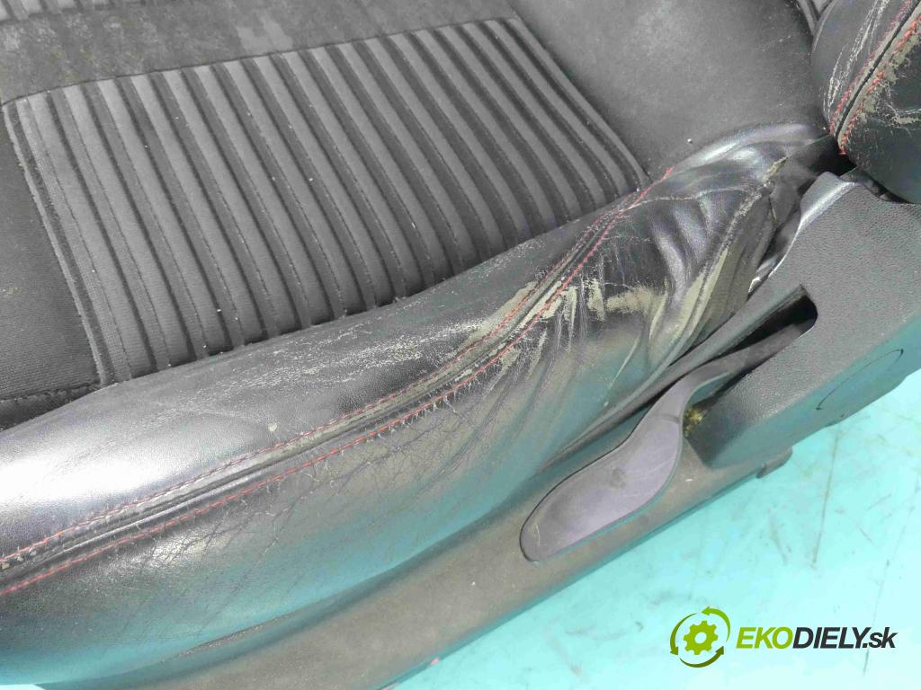 Alfa romeo Giulietta 1.6 jtdm: 105 HP manual 77 kW 1598 cm3 5- Sedačka ľavý  (Sedačky, sedadlá)