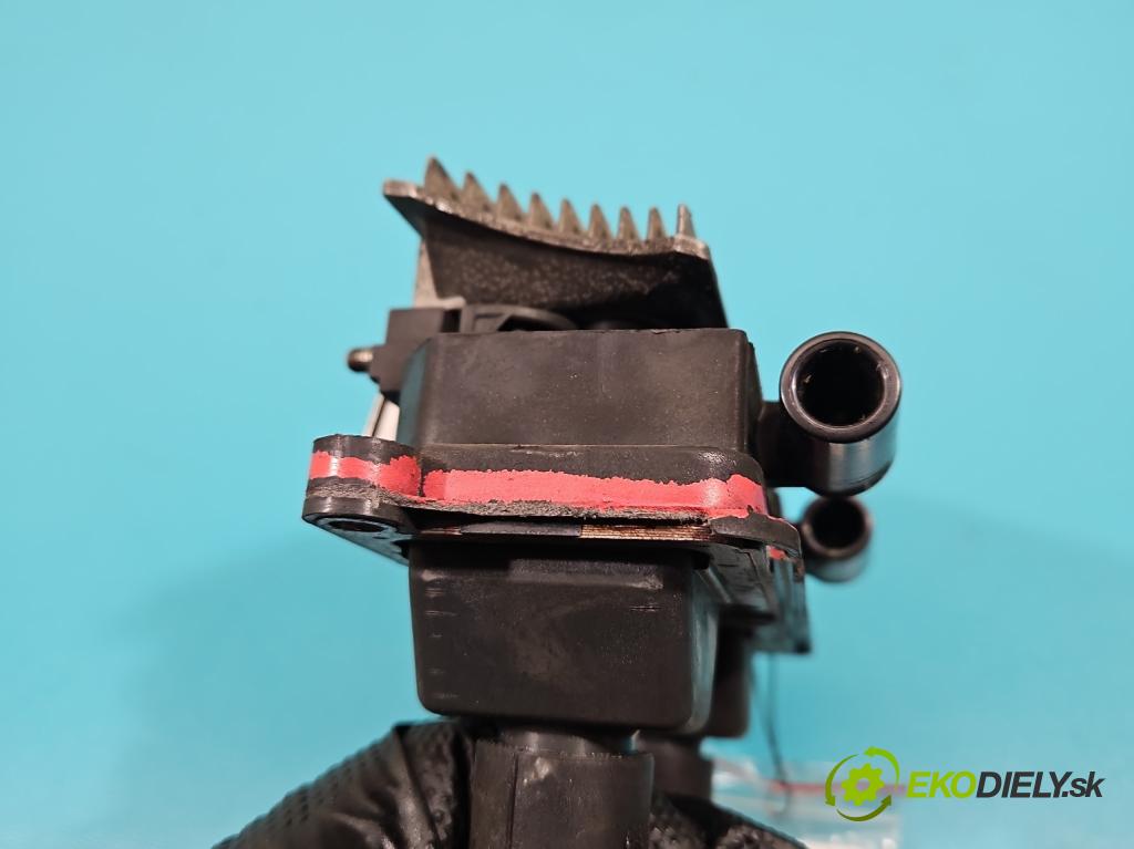 Audi A4 B5 1994-2001 1.8 20V 125 HP manual 92 kW 1781 cm3 4- cievka zapaľovacia  (Zapaľovacie cievky, moduly)