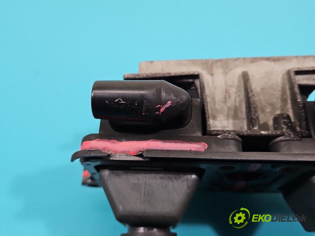 Audi A4 B5 1994-2001 1.8 20V 125 HP manual 92 kW 1781 cm3 4- cievka zapaľovacia  (Zapaľovacie cievky, moduly)