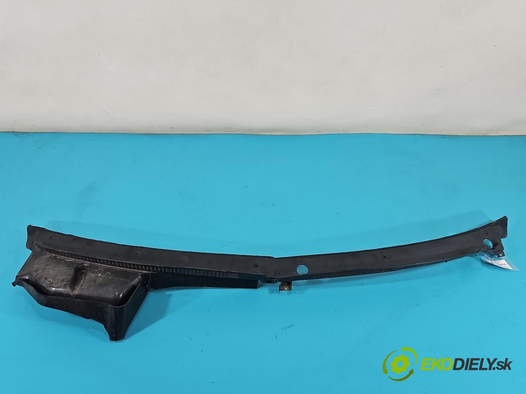 Audi A4 B5 1994-2001 1.8 20V 125 HP manual 92 kW 1781 cm3 4- torpédo 8D1819404A (Torpéda)