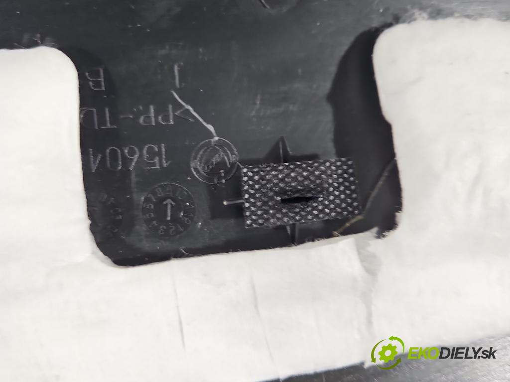 Alfa romeo 159 16el, podhľad: do poškodené plasty: