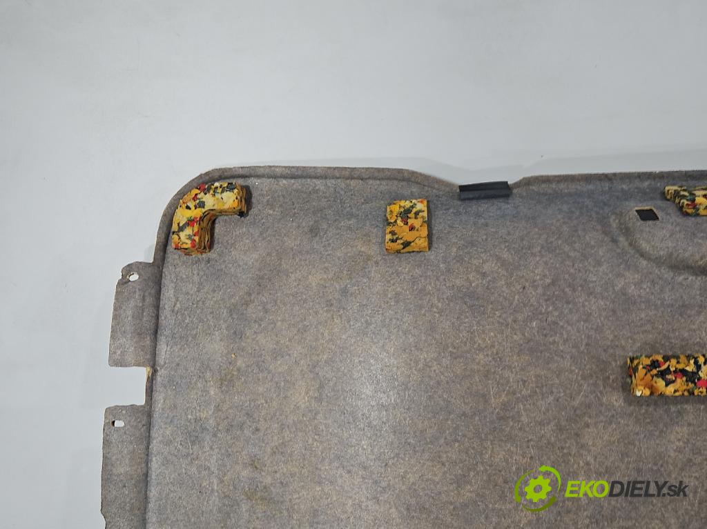 Alfa romeo 159 16el, podhľad: do poškodené plasty: