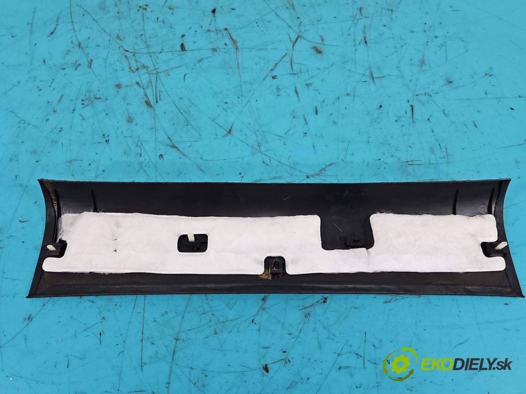 Alfa romeo 159 16el, podhľad: do poškodené plasty: