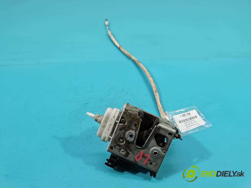 Audi A4 B5 1994-2001 1.6 8V 101 hp manual 74 kW 1595 cm3 5- zámek přední levý 8D1837015F
