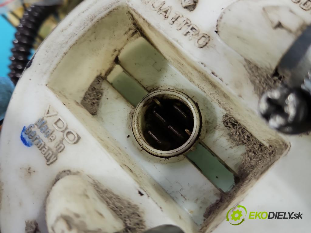 Audi A4 B5 1994-2001 1.6 8V 101 hp manual 74 kW 1595 cm3 5- čerpadlo paliva 8D0201319