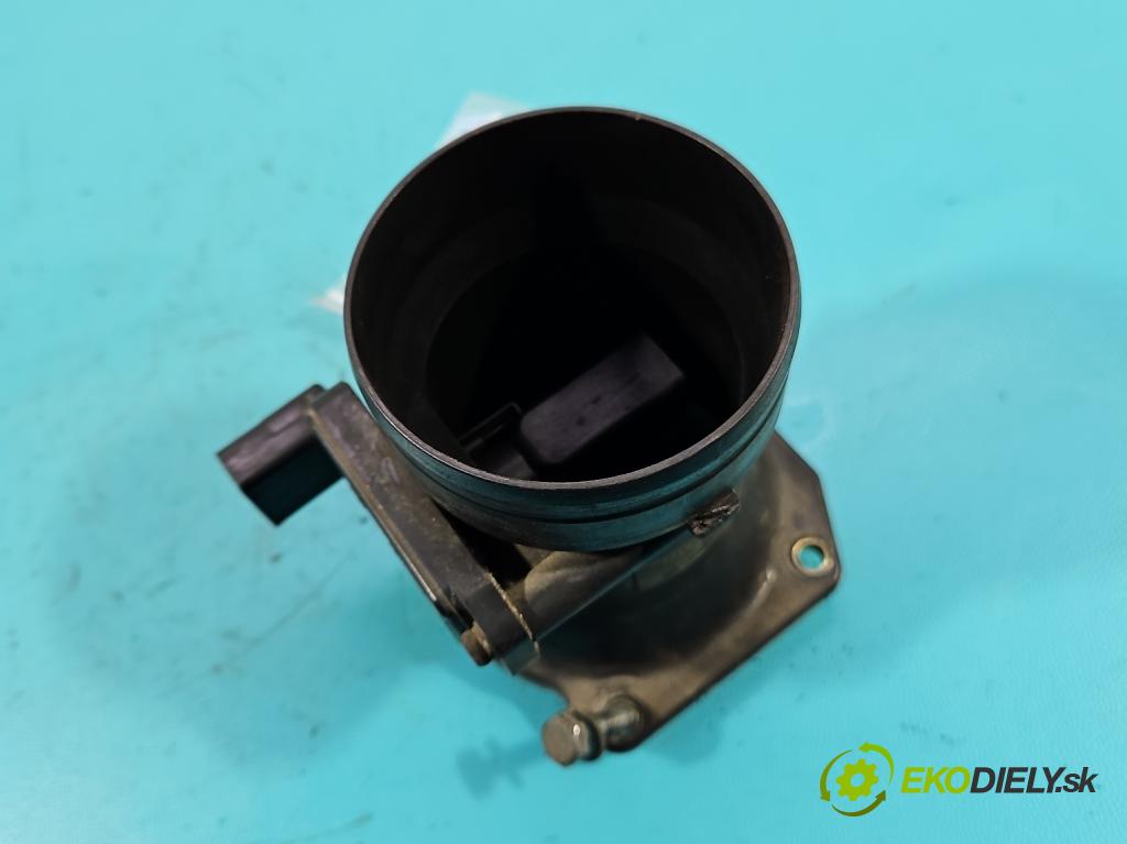 Audi A4 B5 1994-2001 1.6 8V 101 HP manual 74 kW 1595 cm3 5- průtokoměr: 06B133335AC (Váhy vzduchu)