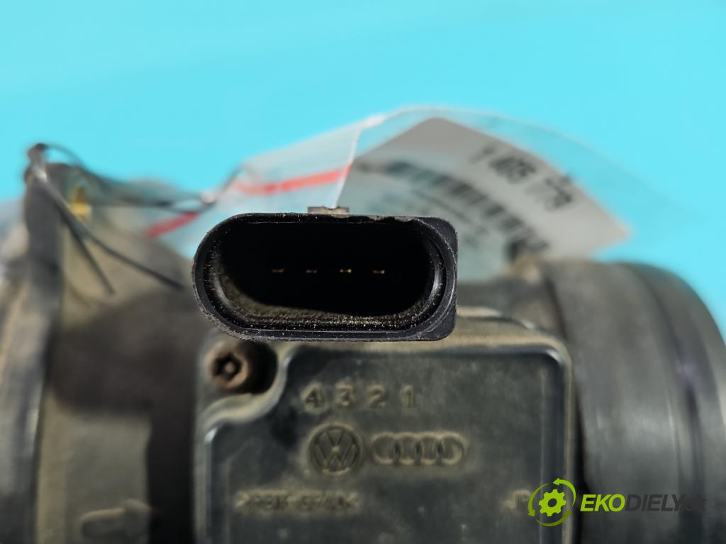 Audi A4 B5 1994-2001 1.6 8V 101 HP manual 74 kW 1595 cm3 5- průtokoměr: 06B133335AC (Váhy vzduchu)