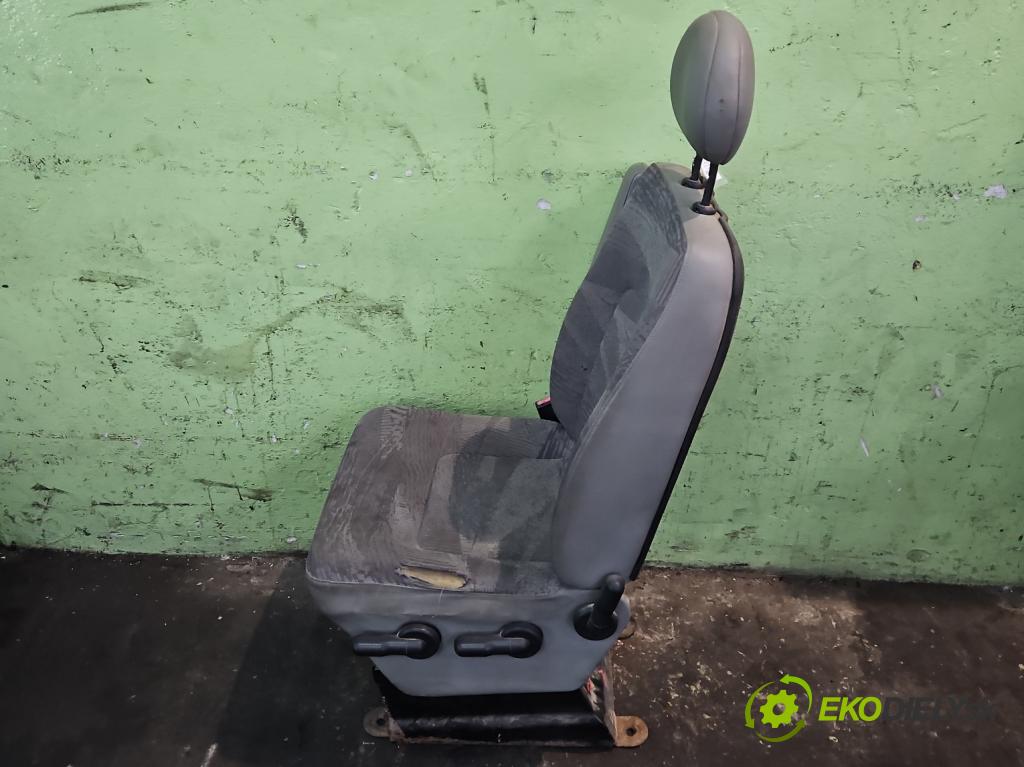 Renault Master II 1998-2010 2.8 dti 114 HP manual 84 kW 2799 cm3 5- Sedačka ľavý  (Sedačky, sedadlá)