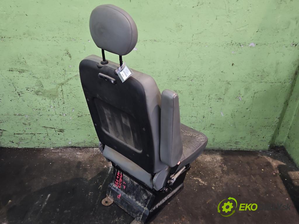 Renault Master II 1998-2010 2.8 dti 114 HP manual 84 kW 2799 cm3 5- Sedačka ľavý  (Sedačky, sedadlá)