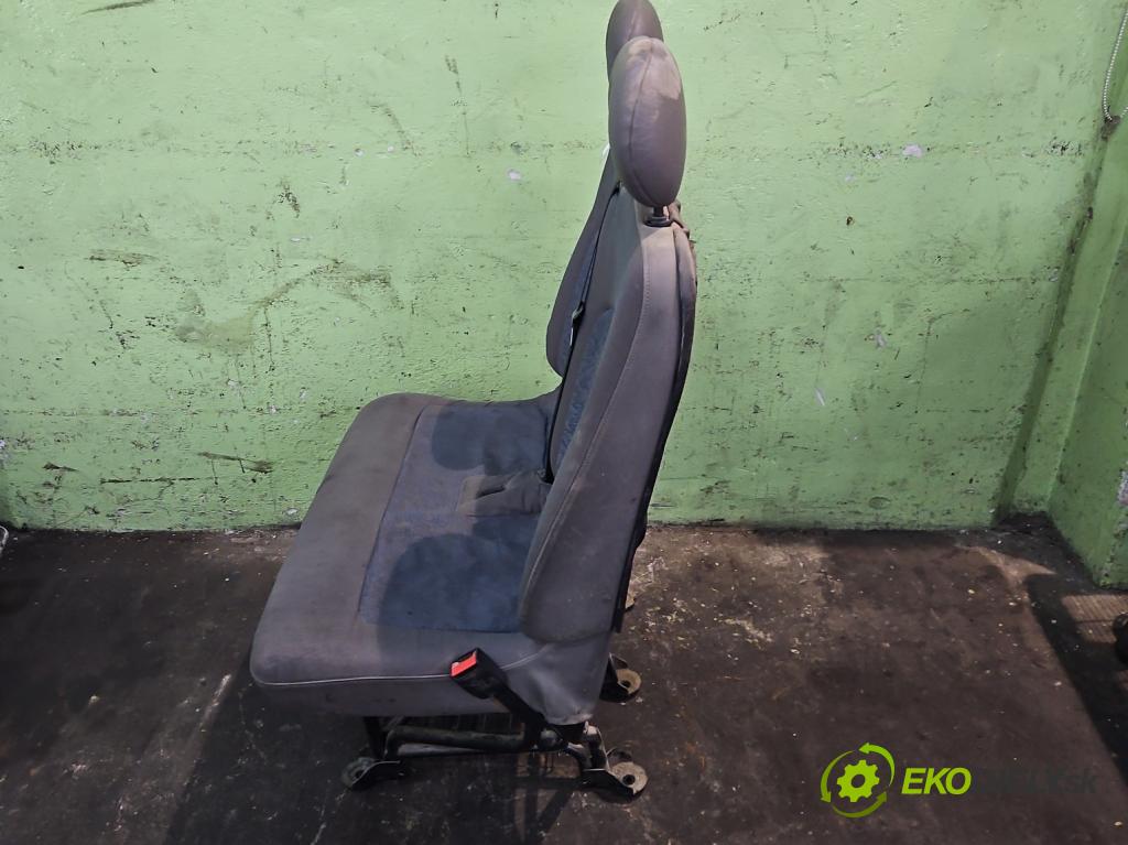 Renault Master II 1998-2010 2.8 dti 114 HP manual 84 kW 2799 cm3 5- Sedačka pravý  (Sedačky, sedadlá)