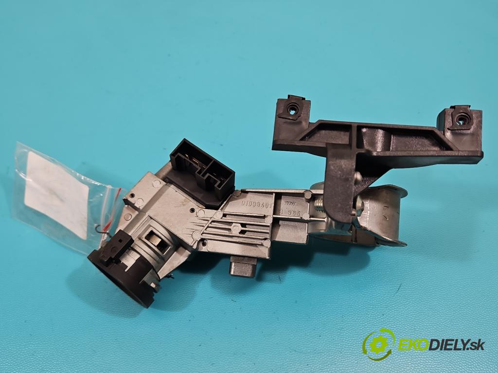 Fiat Punto Grande 1.4 8V 77 HP manual 57 kW 1368 cm3 5- Spínačka 51813197 (Spínacie skrinky a kľúče)