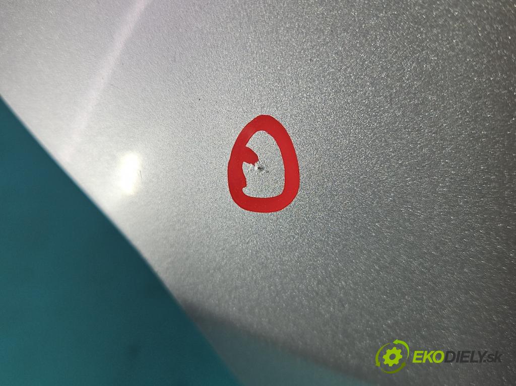 Honda Civic VII 2000-2006 1.7 citd 101 hp manual 74 kW 1686 cm3 5- zadní kufrové dveře  (Zadní kapoty)