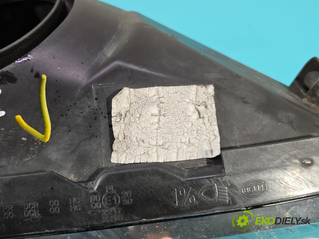 Citroen C4 Picasso I 2006-2013 1.6 hdi 111KM manual 82 kW 1560 cm3 5- Reflektor: pravý (Pravé)