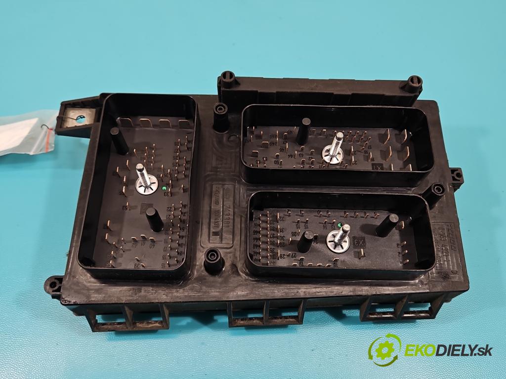 Opel Astra III 2004-2014 1.6 16V (Z16XEP) 105 hp manual 77 kW 1598 cm3 5- skříňka pojistková 13191127FD (Pojistkové skříňky)