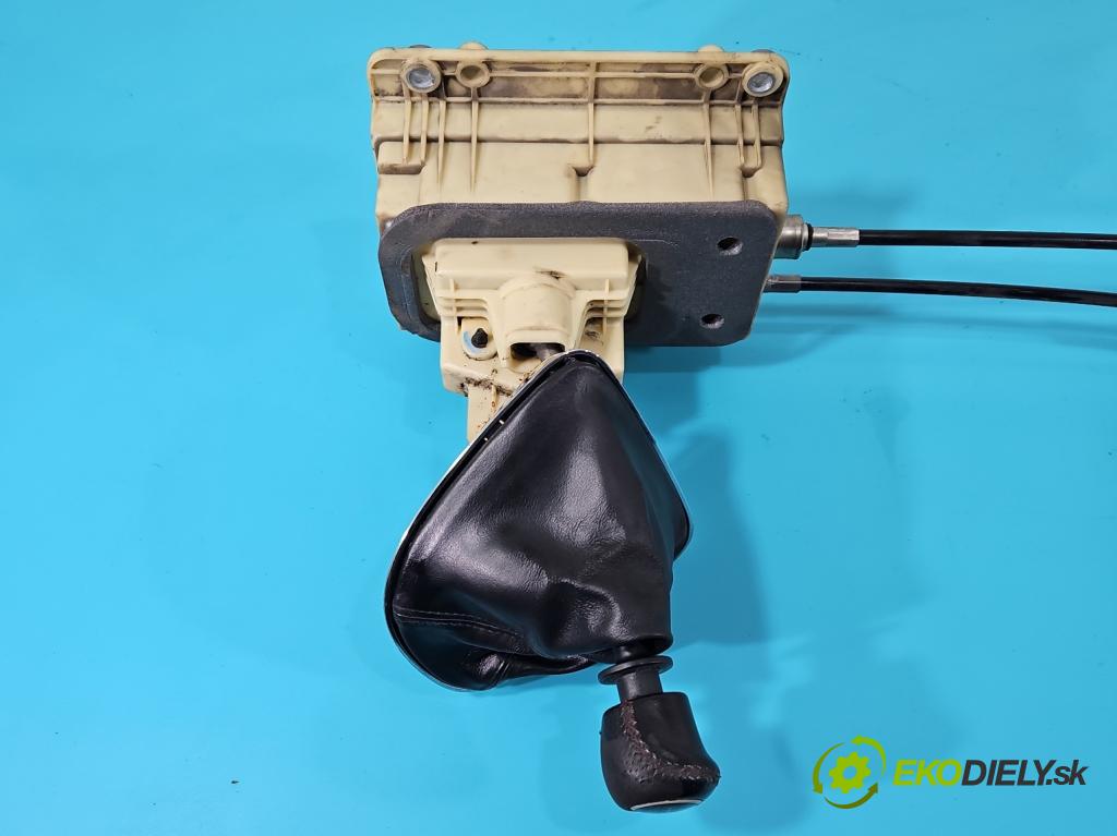 Fiat Bravo II 2007-2014 1.6 jtd 90 HP manual 66 kW 1598 cm3 5- Páka: Změny: stupeň,rýchlosť 553499530 (Rýchlostné páky / kulisy)