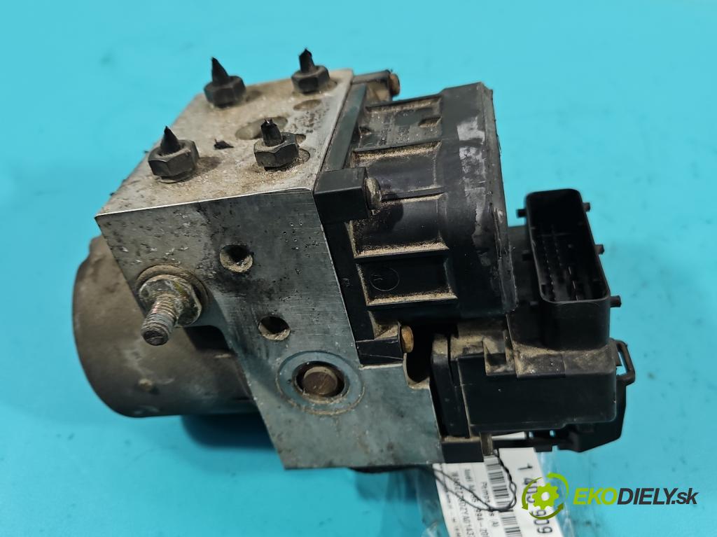 Audi A4 B5 1994-2001 1.6 8V 101 HP manual 74 kW 1595 cm3 5- čerpadlo abs 0273004282 (Pumpy ABS)