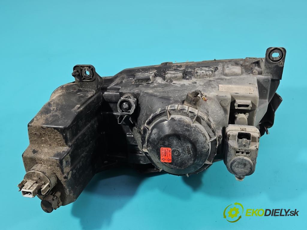 Peugeot 106 1.1 60 HP manual 44 kW 1124 cm3 5- Reflektor: pravý  (Pravé)