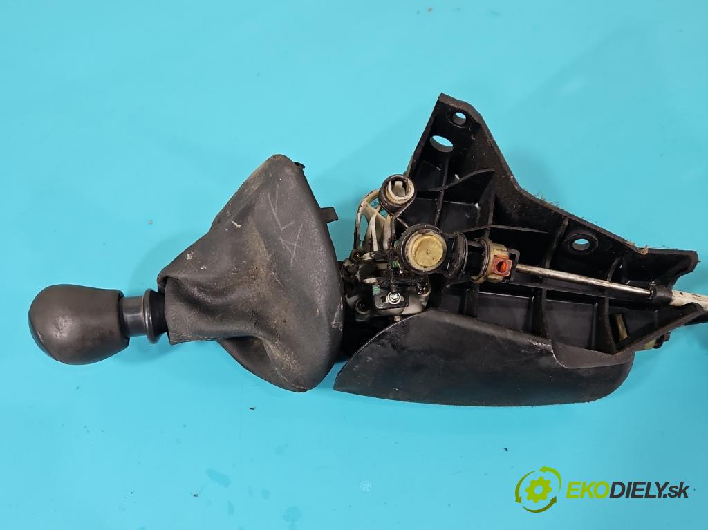 Renault Master II 1998-2010 2.5 dci 120 HP manual 88 kW 2499 cm3 5- Páka: Změny: stupeň,rýchlosť (Rýchlostná páka (kulisa))