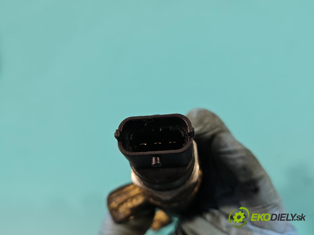 Renault Master II 1998-2010 2.5 dci 120 HP manual 88 kW 2499 cm3 5- lišta vstrekovacia 0445214042 (Vstrekovacie lišty)