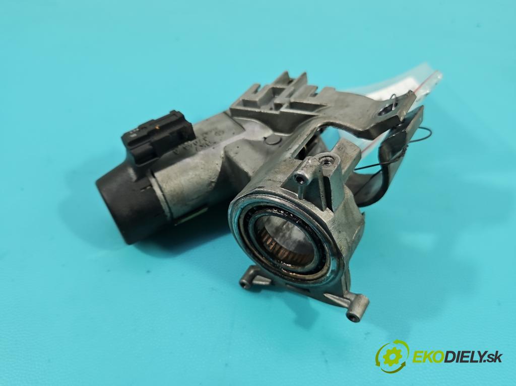 Seat Cordoba I 1993-2002 1.4 mpi 60 HP manual 44 kW 1390 cm3 4- Spínačka  (Spínacie skrinky a kľúče)