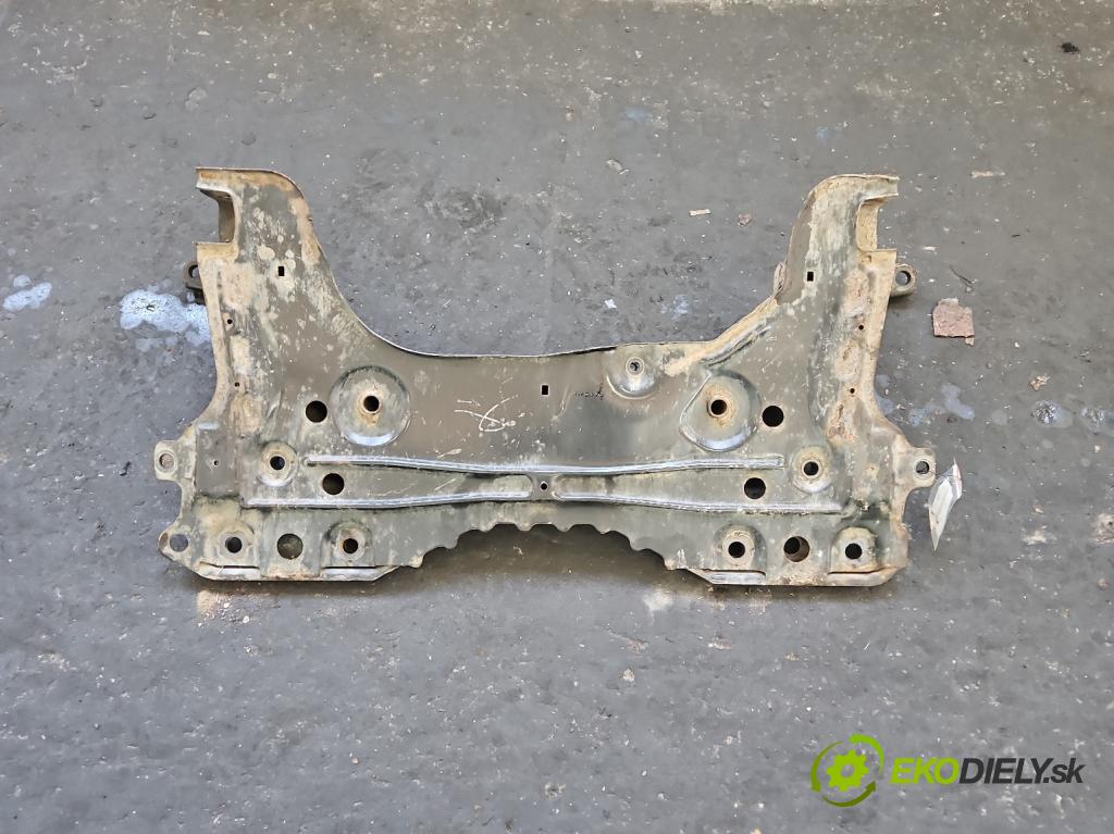 Ford Focus Mk1 1998-2004 1.6 16V 101 HP manual 74 kW 1596 cm3 5- výstuha motora