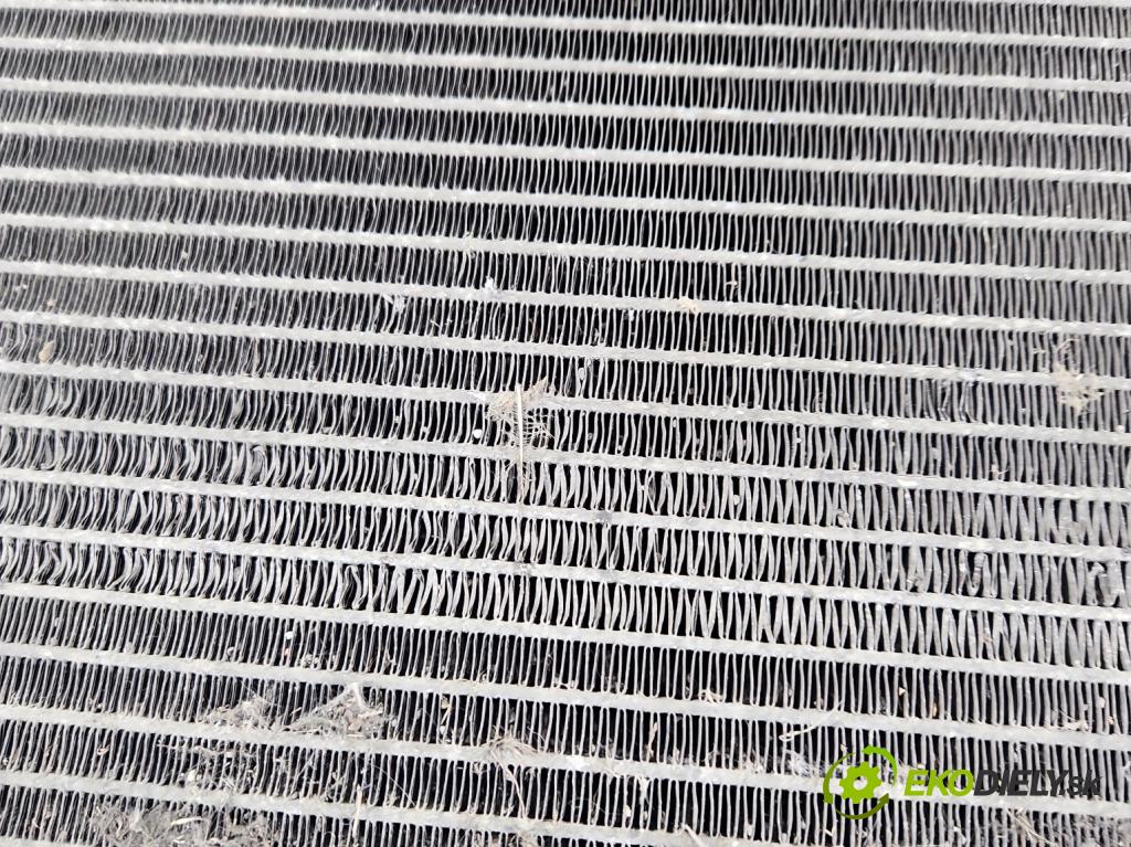 Mercedes A W169 2004-2012 2.0 cdi 109 HP manual 80 kW 1992 cm3 5- chladič klimatizácie  (Chladiče klimatizácie)