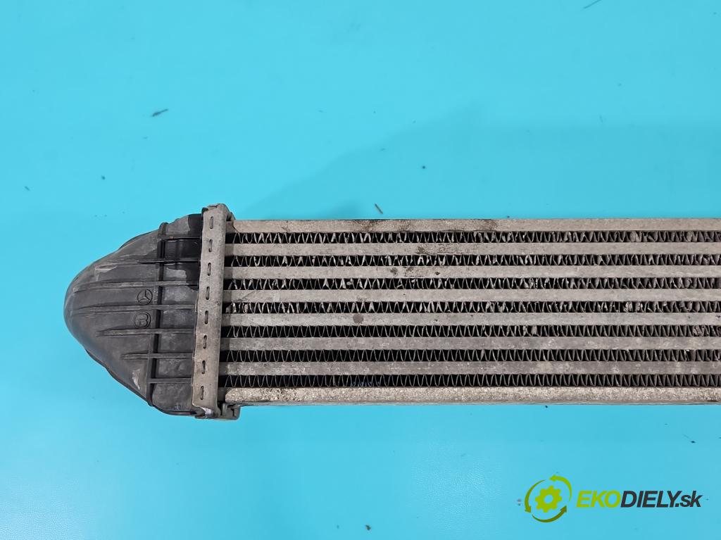 Mercedes A W169 2004-2012 2.0 cdi 109 hp manual 80 kW 1992 cm3 5- Intercooler  (Chladiče nasávaného vzduchu (intercoolery))