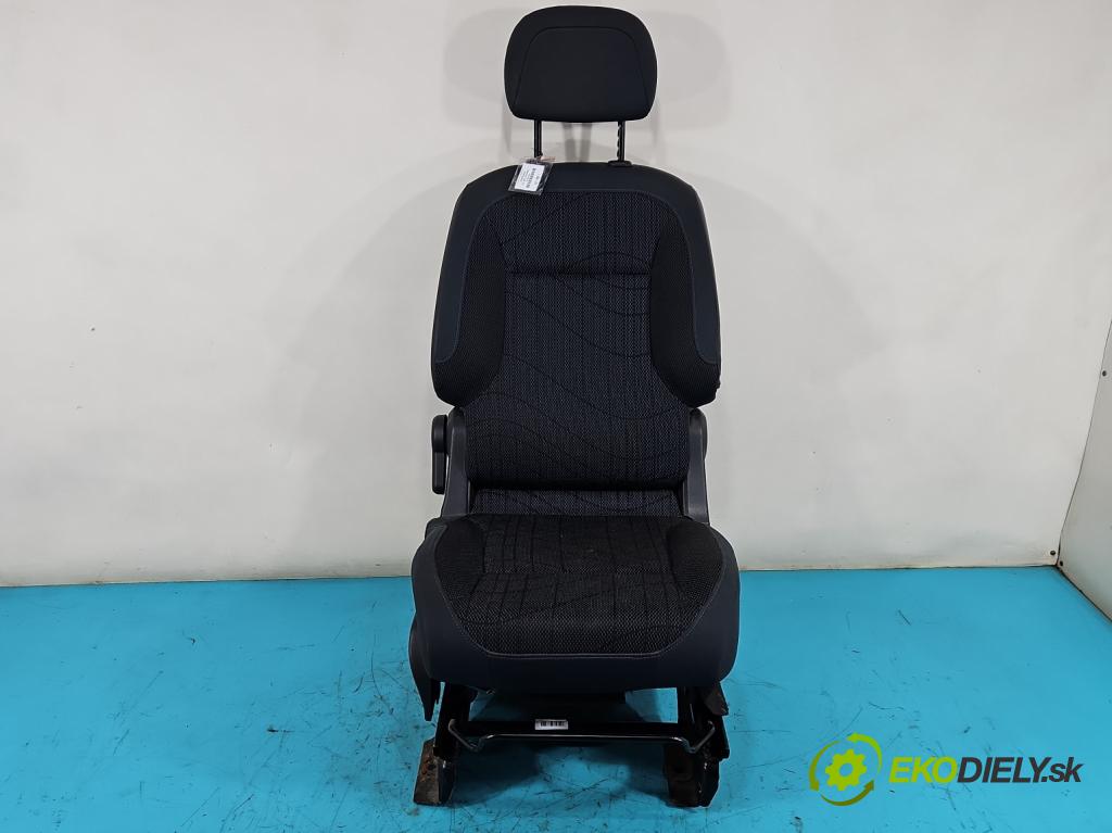 Peugeot Partner II 2008-2018 1.6 hdi 90 HP manual 66,2 kW 1560 cm3 5- Sedačka pravý  (Sedačky, sedadlá)