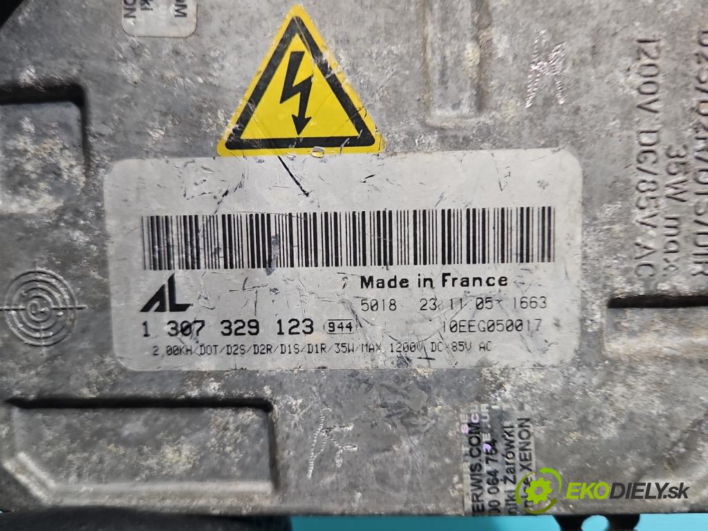 Alfa romeo 159 2.4 jtd 200 HP automatic 147 kW 2387 cm3 5- střídač: xenon 1307329123 (Riadiace jednotky xenónu)