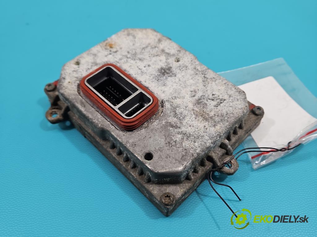 Alfa romeo 159 2.4 jtd 200 HP automatic 147 kW 2387 cm3 5- střídač: xenon 1307329123 (Riadiace jednotky xenónu)