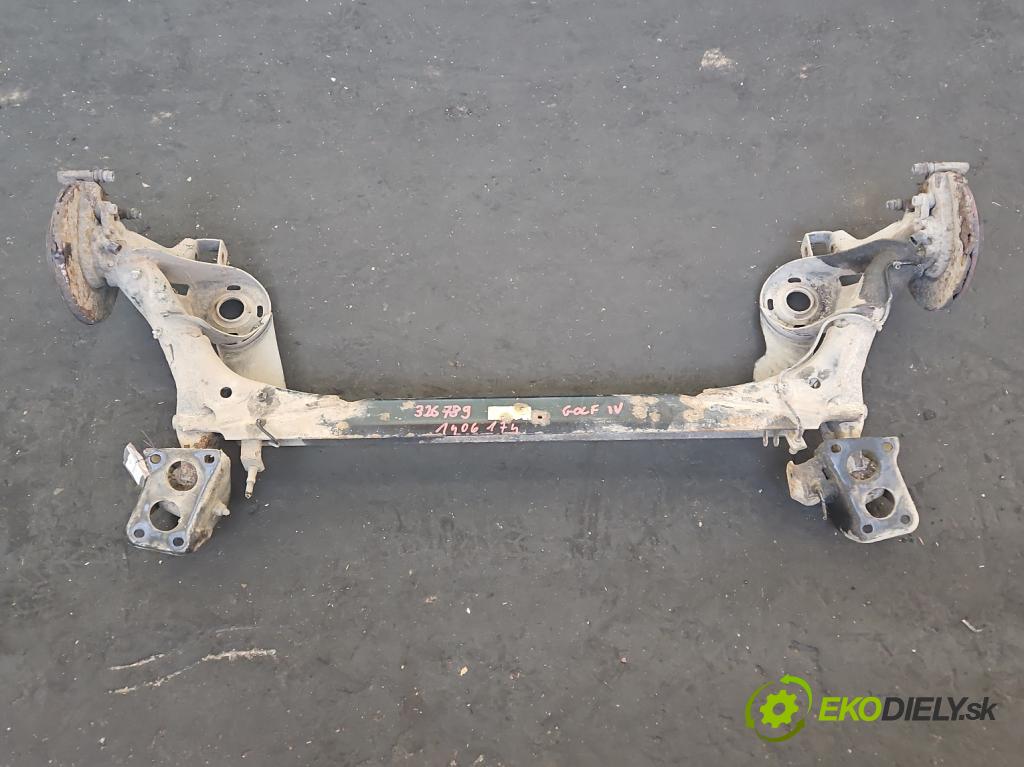 Vw Golf IV 1997-2003 1.4 16V 75 hp manual 55 kW 1390 cm3 5- zadní výztuha  (Výztuhy zadní)