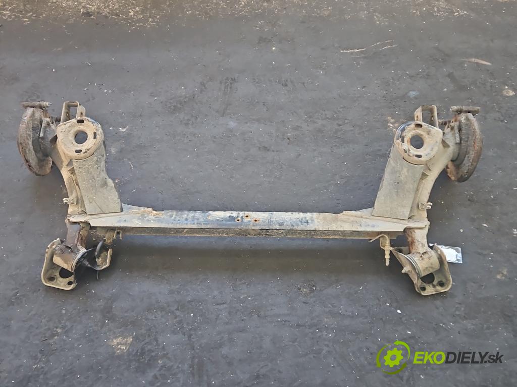 Vw Golf IV 1997-2003 1.4 16V 75 hp manual 55 kW 1390 cm3 5- zadní výztuha  (Výztuhy zadní)