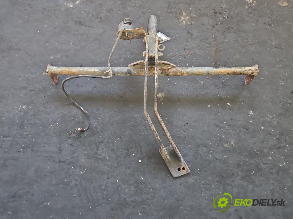 Fiat Seicento 1.1 54 hp manual 40 kW 1108 cm3 3- oko tažné  (Tažná zařízení)