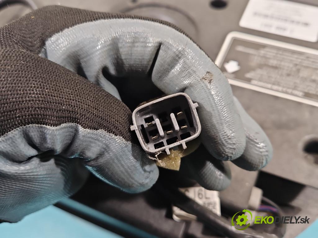 Mazda 6 I GG 2002-2007 2.0 16V 147 HP automatic 108 kW 1999 cm3 5- Subwoofer: GJ5A66960 (Audio zariadenia)